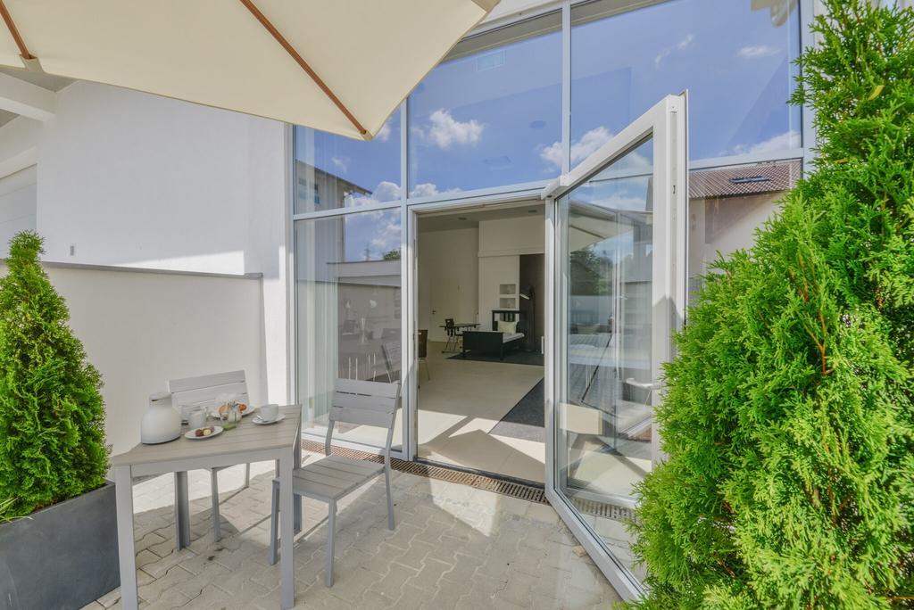 Wess Guest house Neufinsing